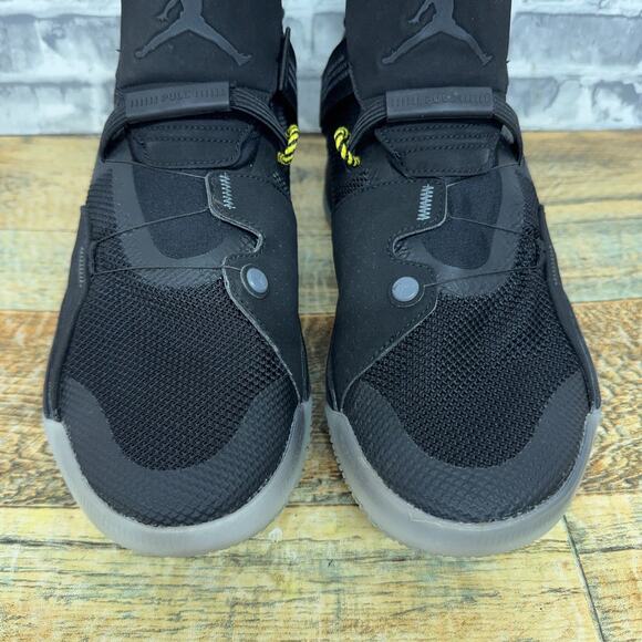 Nike Air Jordan 33 Utility Blackout Black Basketball AQ8830-002 Mens Size 8 Rare main image 6